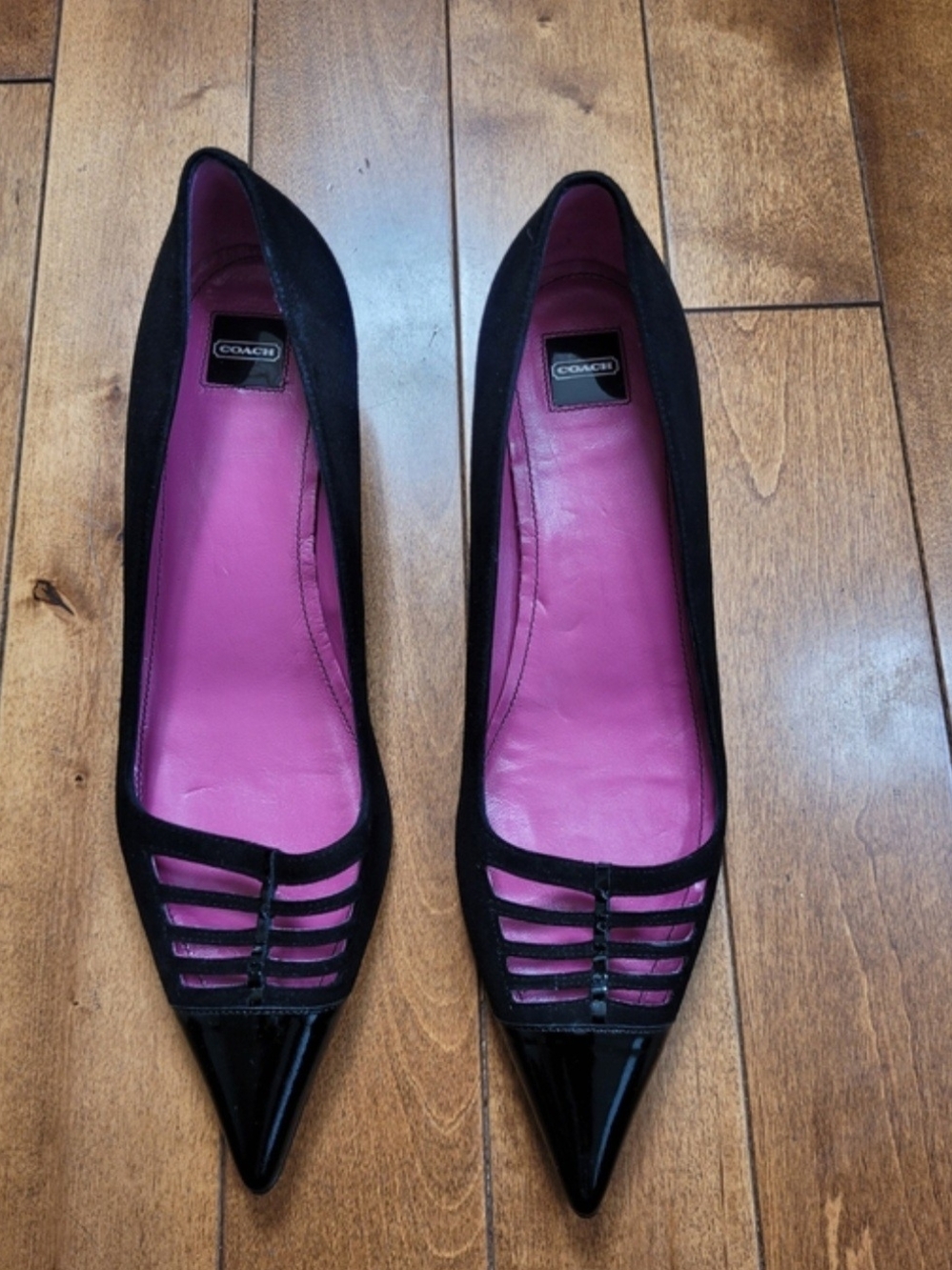 Brand New Vintage Women's Coach Bryn Black Pointed Toe Kitten Heel Pumps